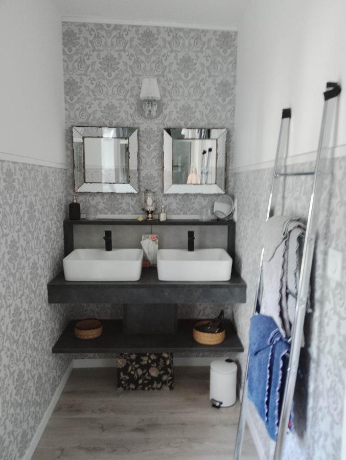 La Menardiere "Tranquilitatis" Chambre Double Petit Dejeuner Compris Corseul Eksteriør billede